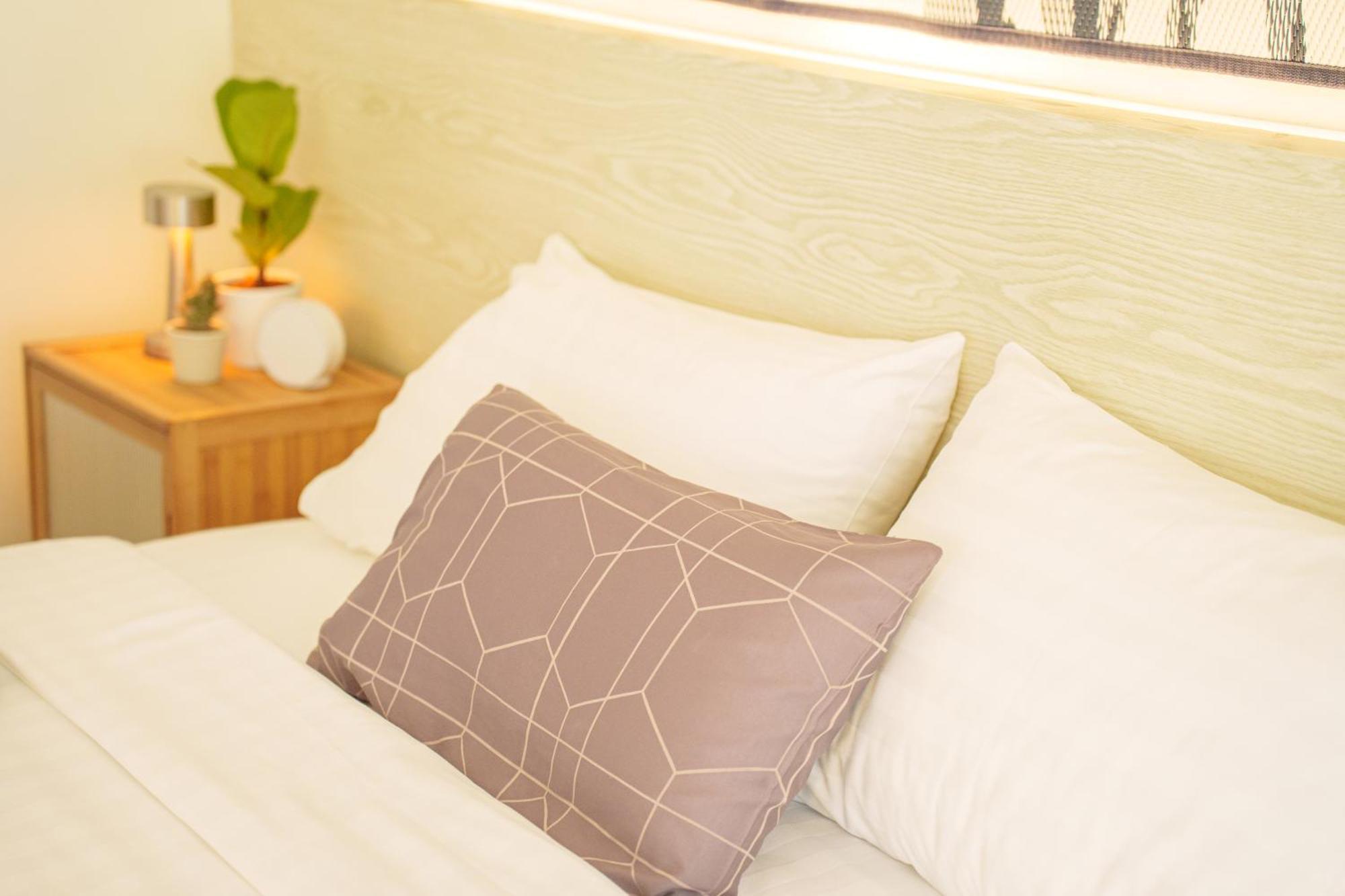 Gecko Eye Hotel Bangkok Bagian luar foto