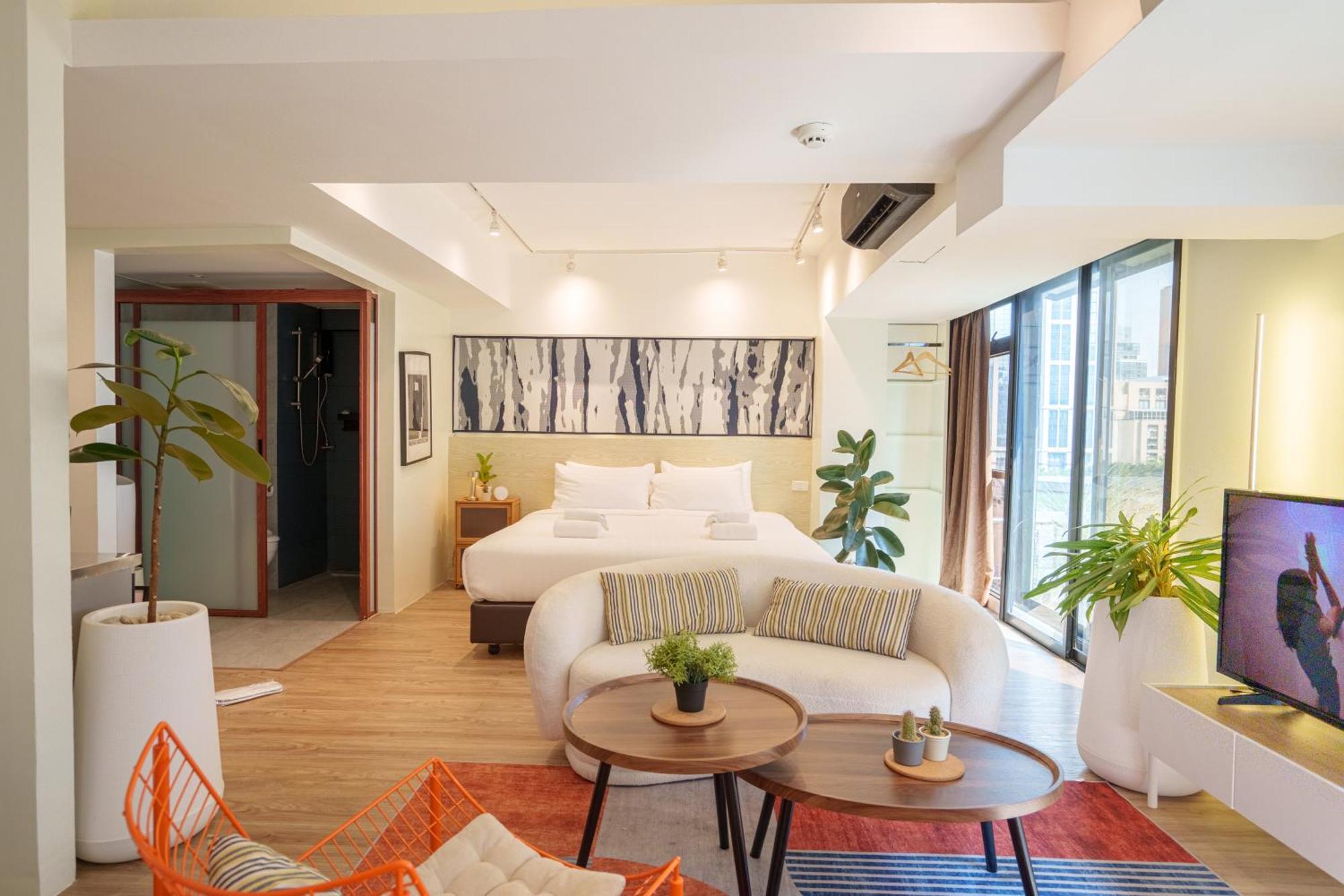 Gecko Eye Hotel Bangkok Bagian luar foto